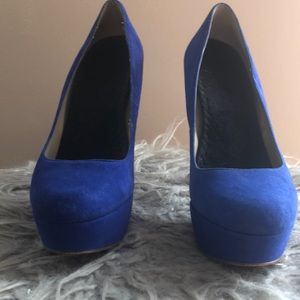 Platform pumps